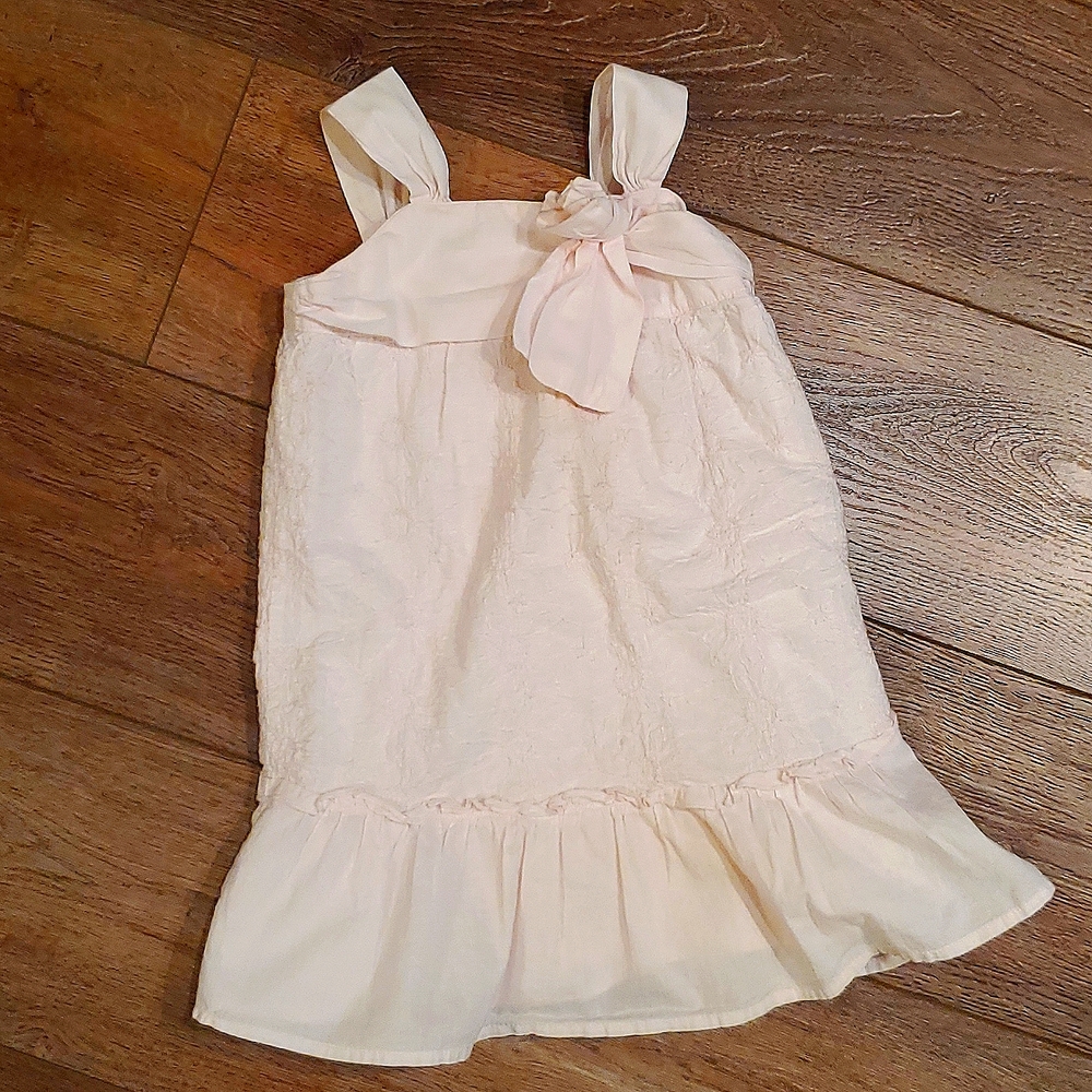 Old Navy Girls 2T Sun Dress. Light Pastel Pink with Floral embroidery.